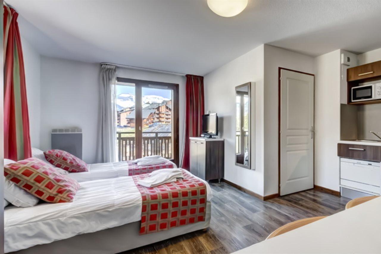Apart-hotel Vacanceole - Grand Massif 3*