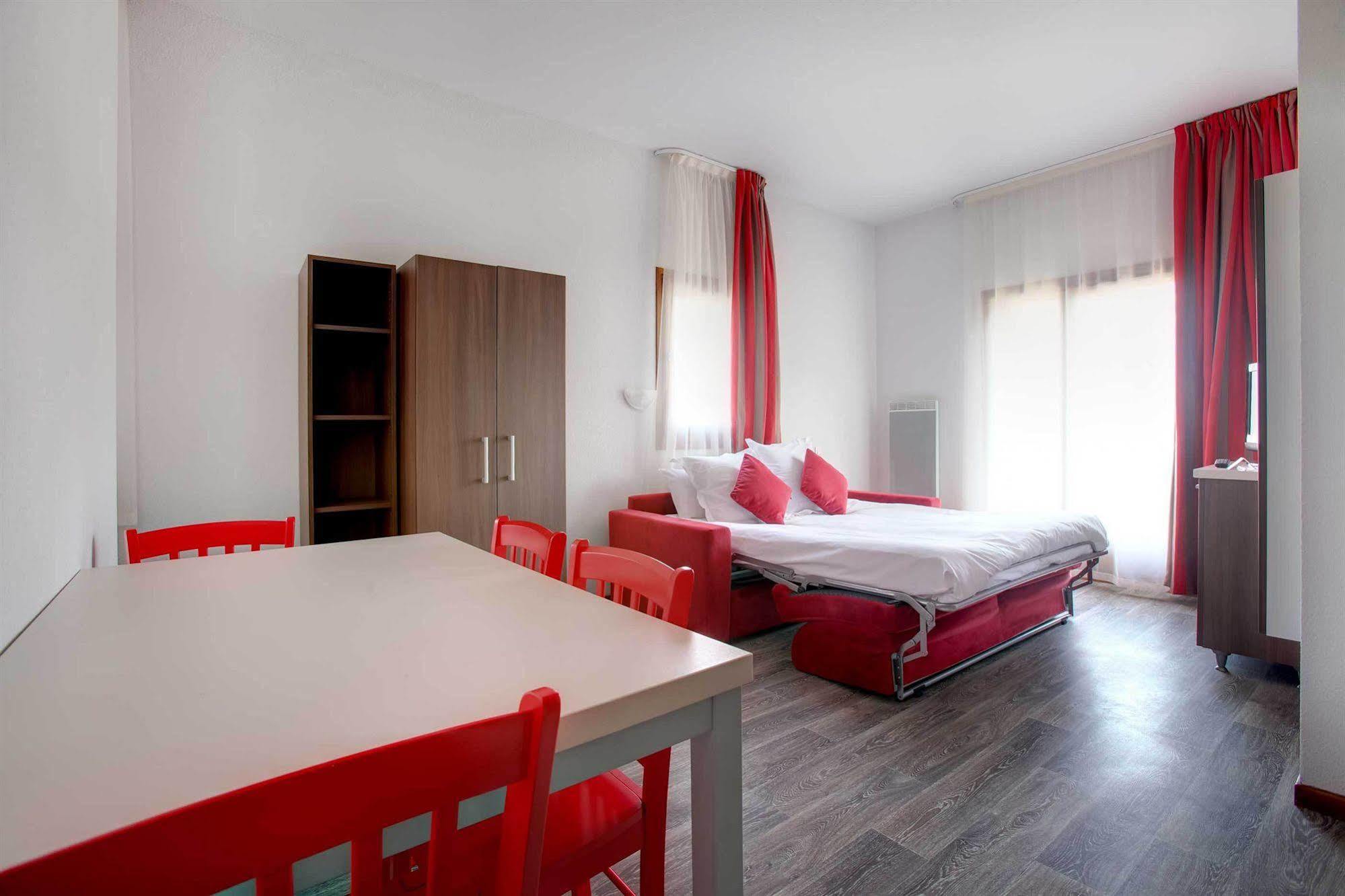 Vacanceole - Grand Massif 3* Morillon